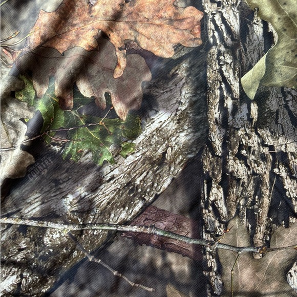 NWT Women’s Field & Stream Camo Long Sleeve Performance Shirt - Picture 5 of 7